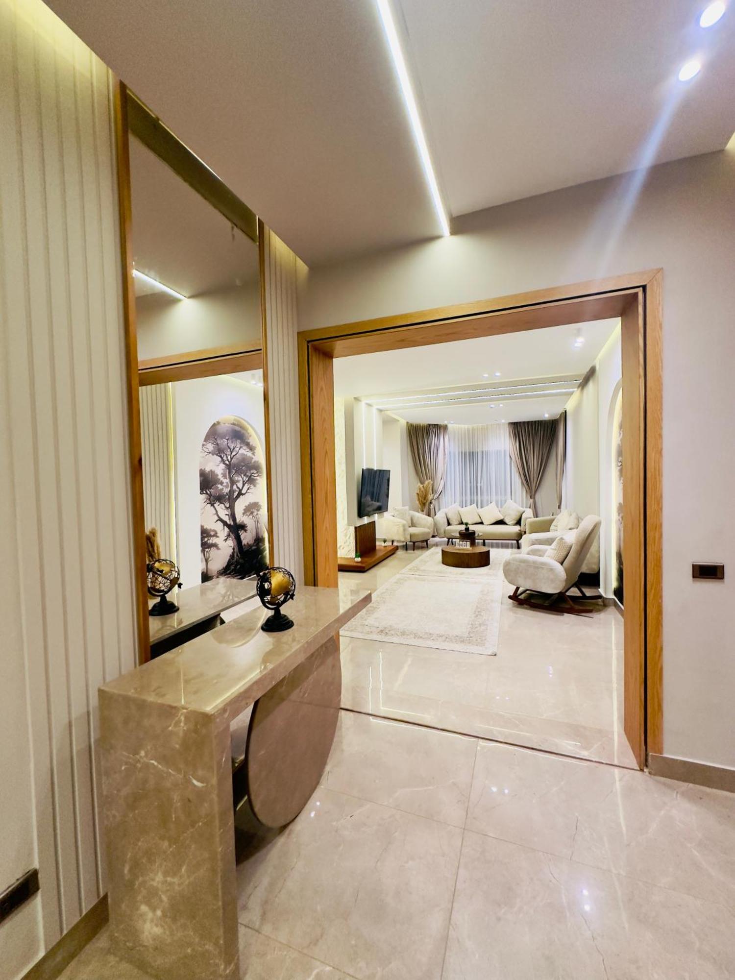 Luxury In Al Mohandiseen Apartment Cairo