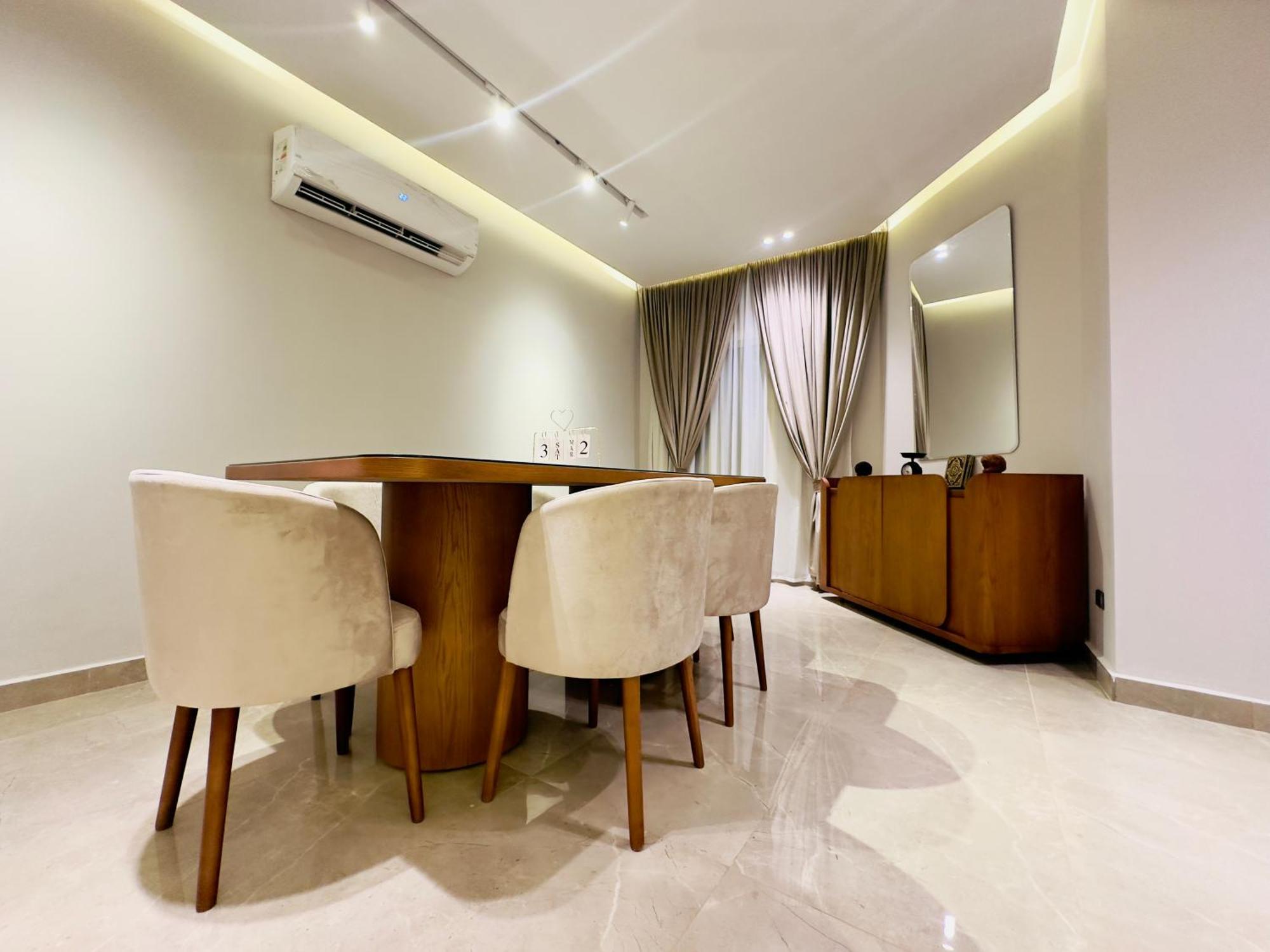 Luxury In Al Mohandiseen Apartment Cairo