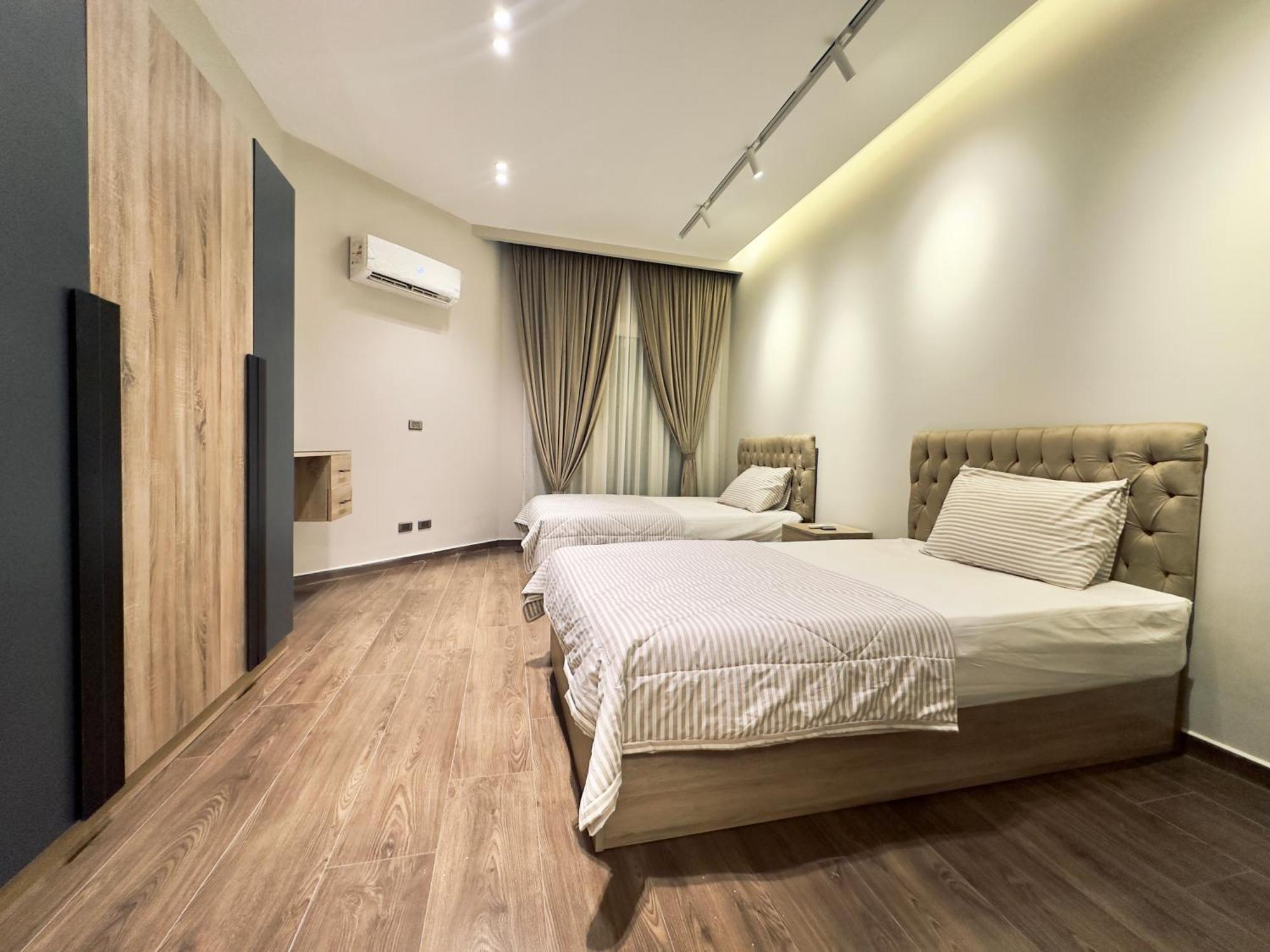 Luxury In Al Mohandiseen Apartment
