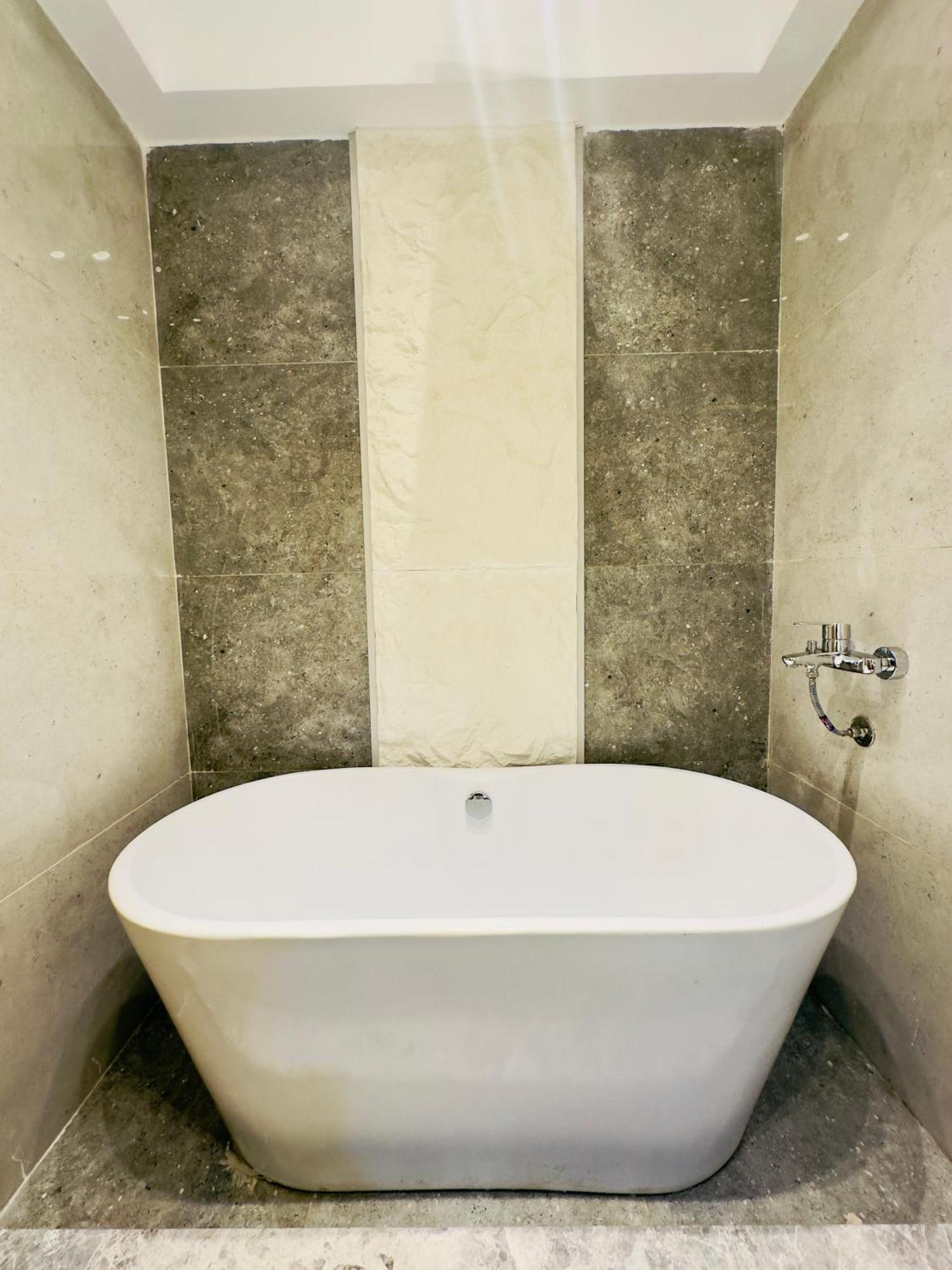Luxury In Al Mohandiseen Apartment *